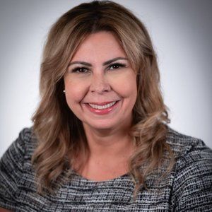 Meet your Posher, Sandra